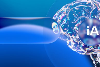 Ilustración 3D de un cerebro digital de cristal sobre un fondo azul vibrante con una esfera que contiene las letras "iA", representando el aprendizaje en inteligencia artificial.